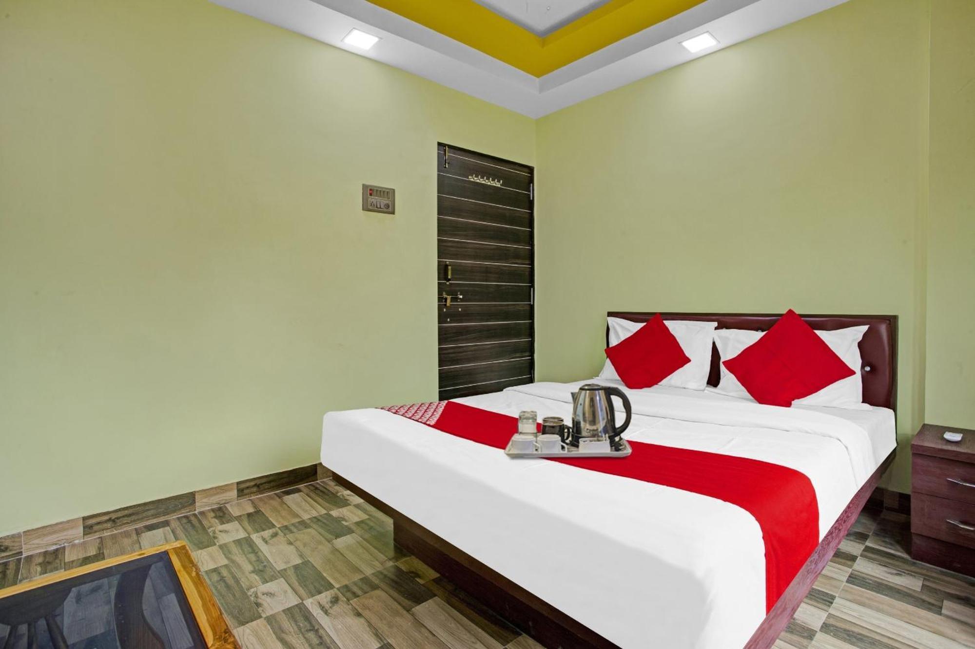 Hotel O Om Sai Residency Lodging And Boarding Taloje Bagian luar foto