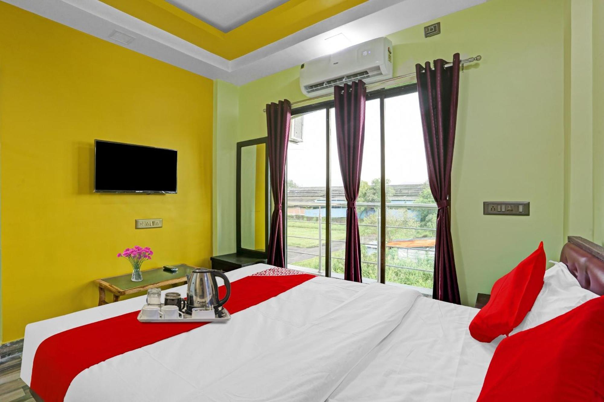 Hotel O Om Sai Residency Lodging And Boarding Taloje Bagian luar foto