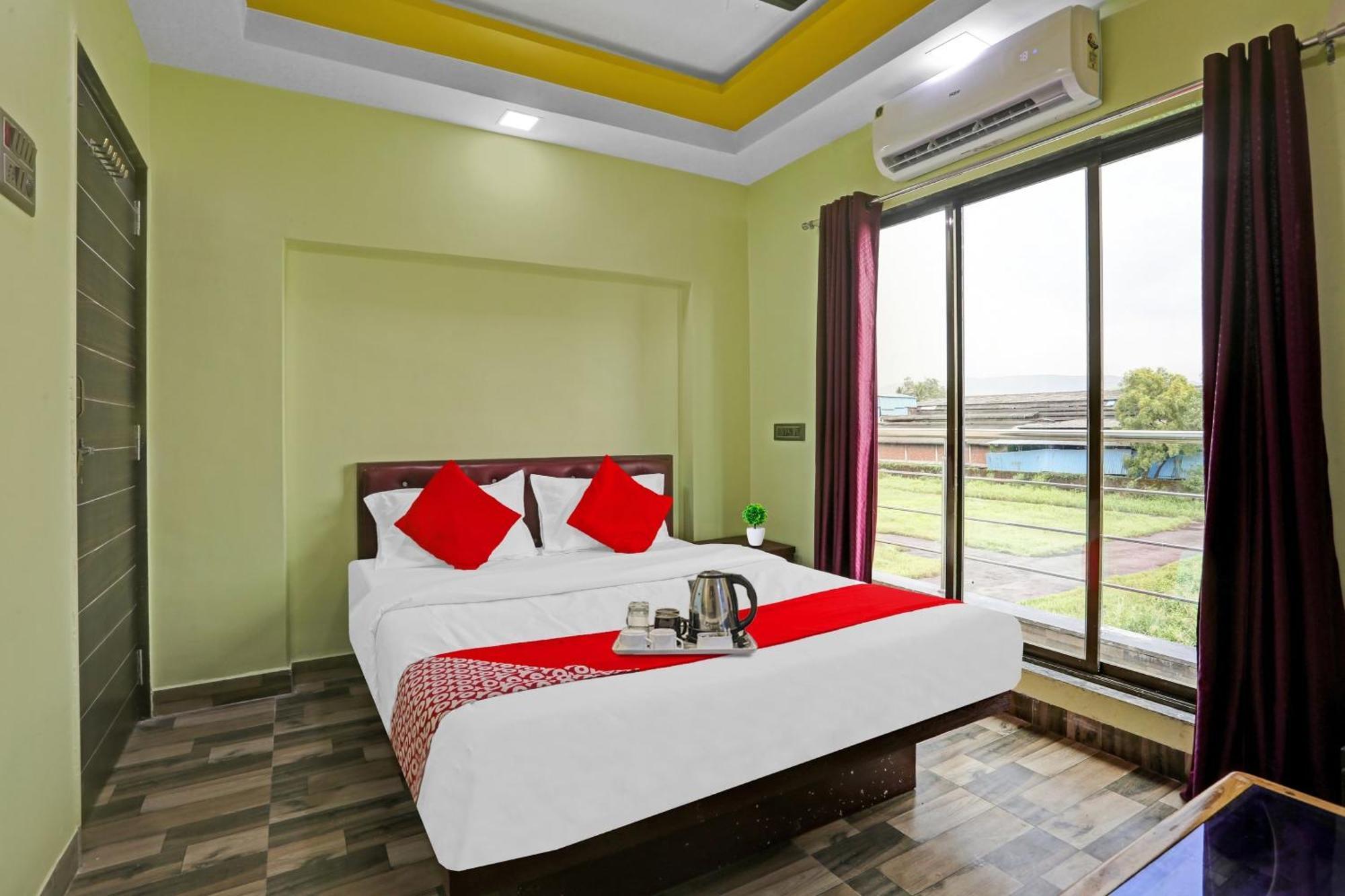 Hotel O Om Sai Residency Lodging And Boarding Taloje Bagian luar foto